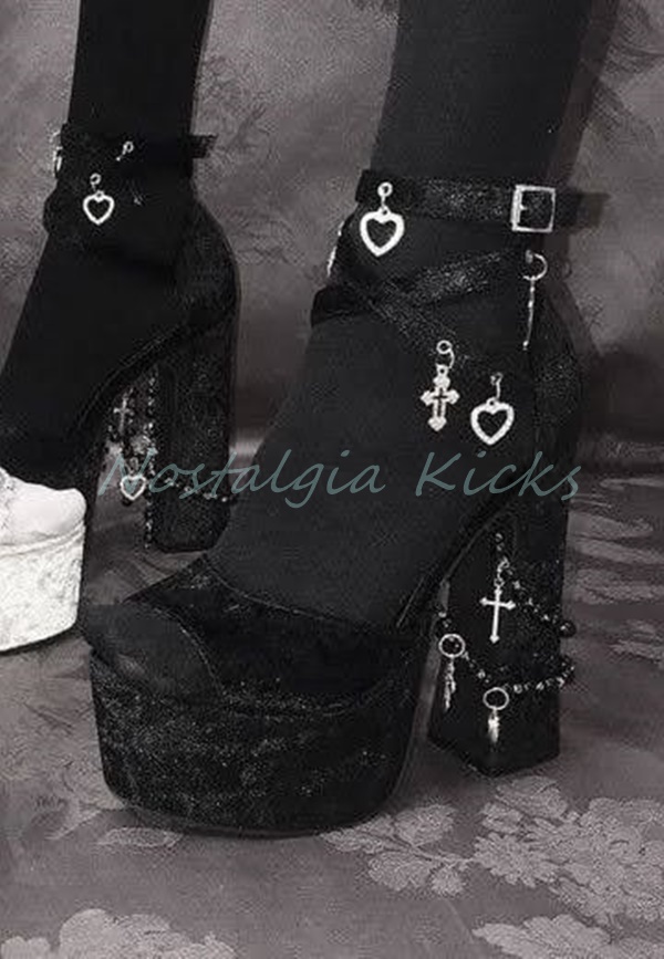 Sandal Strappy Heeled - Sandali con tacco alto con plateau